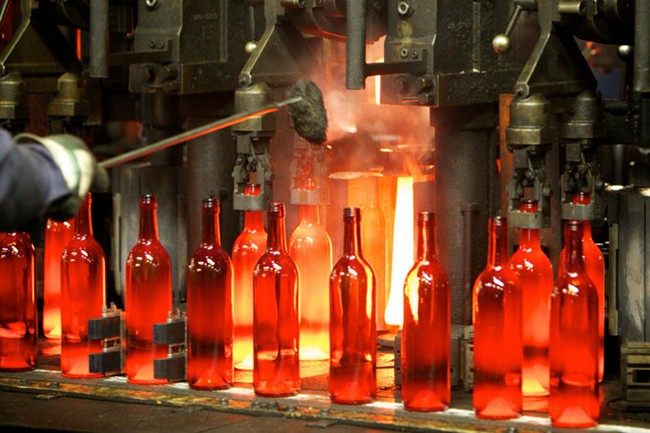 glass-bottles-making