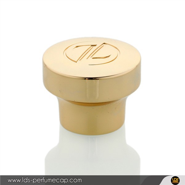 Golden Zamak Pafen Cap Ak Logo Debossed