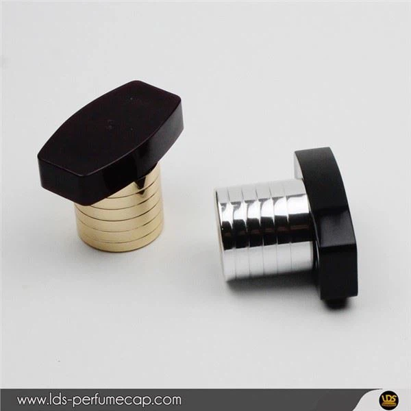 Liksye plastik pafen boutèy bouchon